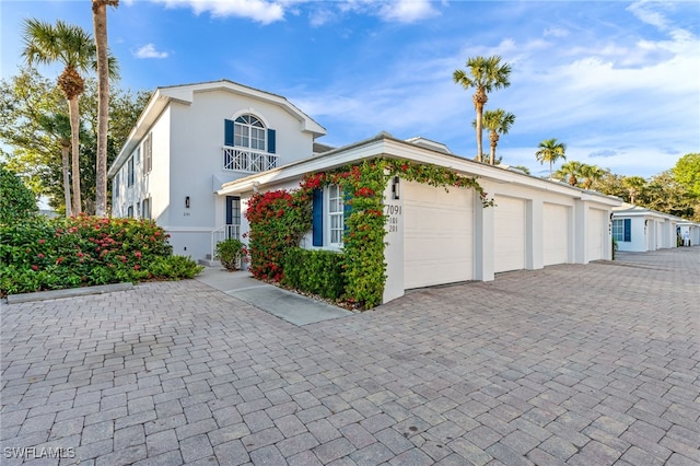 view of front of home featuring a garage