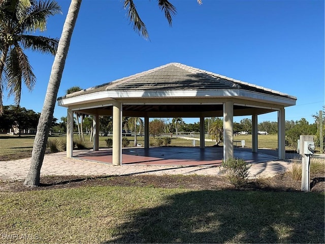 1712 Club House Rd, North Fort Myers, FL 33917 - view of property's community featuring a gazebo and a lawn