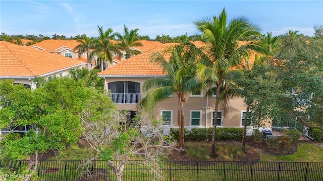 view of mediterranean / spanish-style home