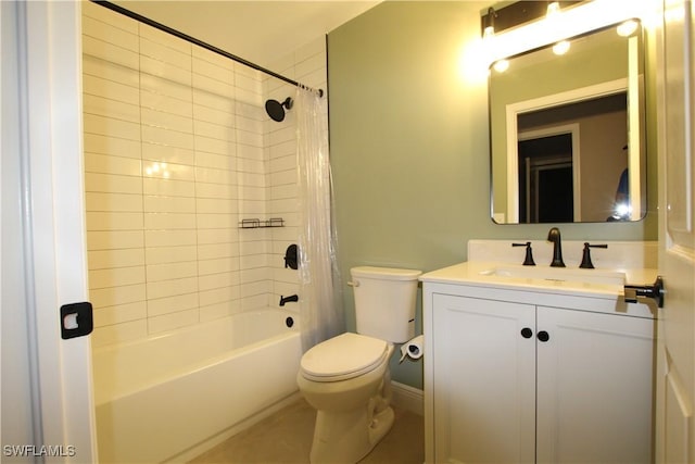 full bathroom with vanity, toilet, and tiled shower / bath