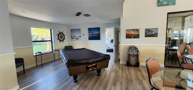 recreation room featuring light wood-type flooring and billiards