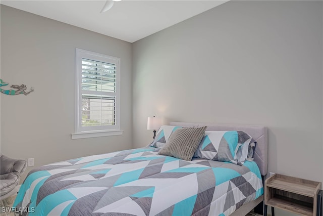 bedroom featuring ceiling fan