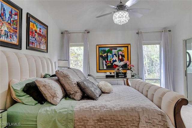 bedroom with ceiling fan