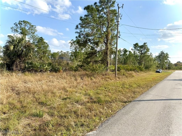 Listing photo 2 for 235 Narthex Ave S, Lehigh Acres FL 33974