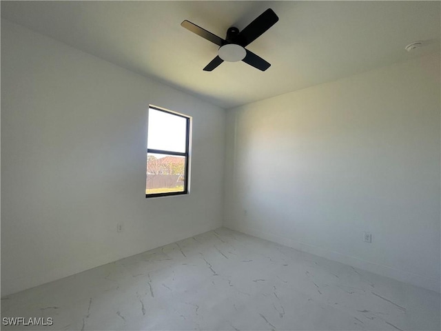 empty room featuring ceiling fan