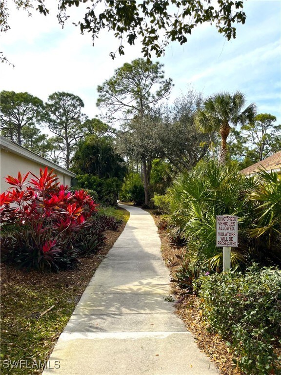 view of surrounding community