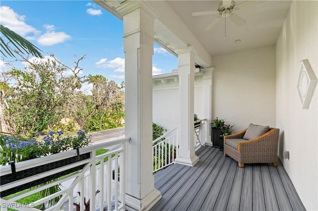 balcony featuring ceiling fan