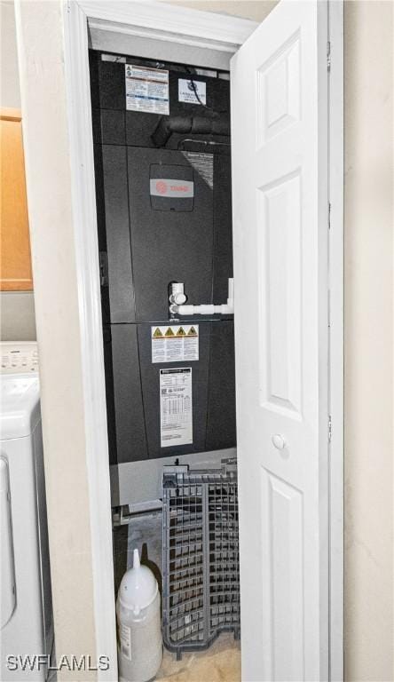 utilities with washer / clothes dryer