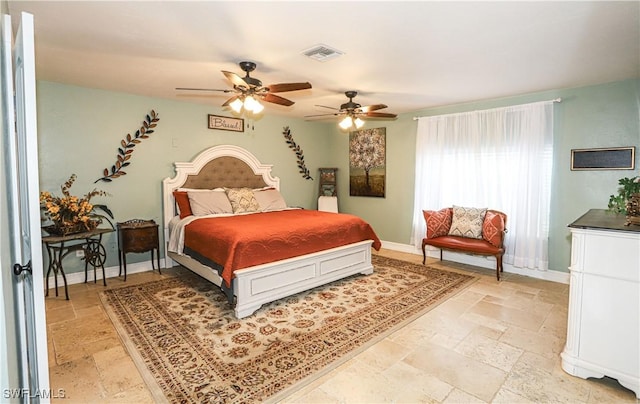 bedroom with ceiling fan