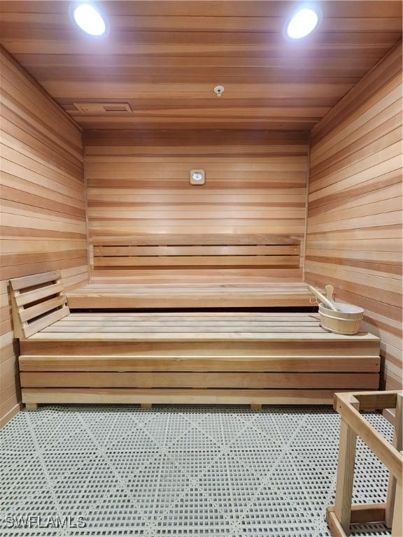 view of sauna / steam room