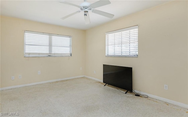 empty room with ceiling fan