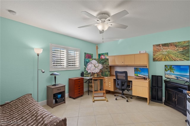 office with ceiling fan