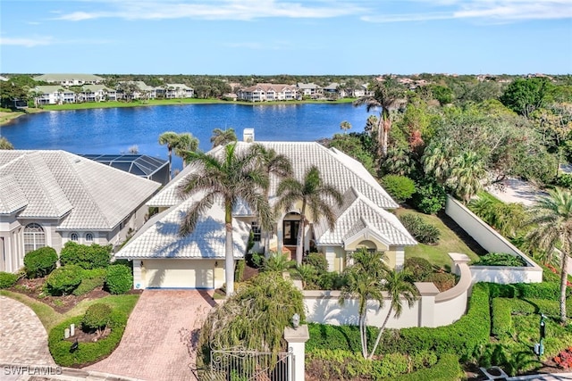 bird's eye view featuring a water view