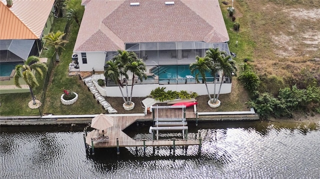 bird's eye view featuring a water view