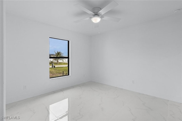 empty room featuring ceiling fan