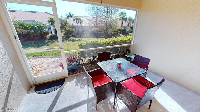 view of sunroom / solarium