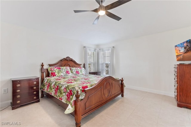 bedroom with ceiling fan