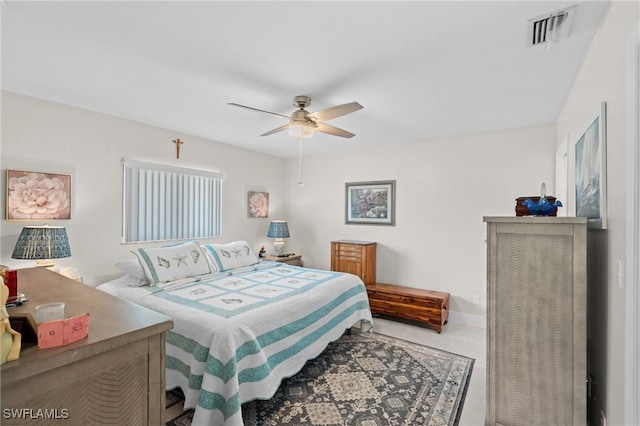 bedroom featuring ceiling fan