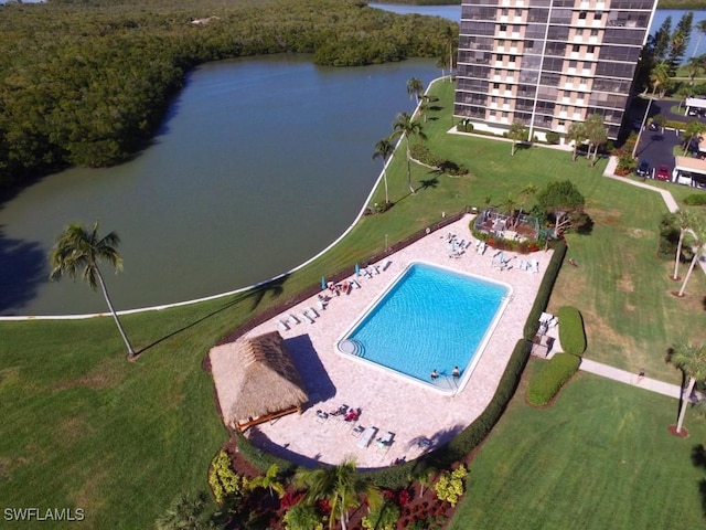 bird's eye view with a water view