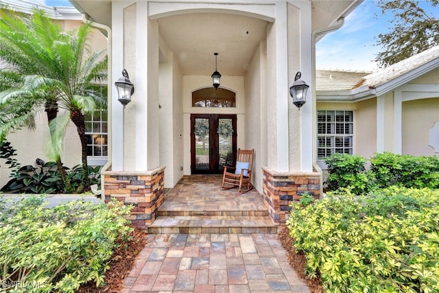 entrance to property with covered porch