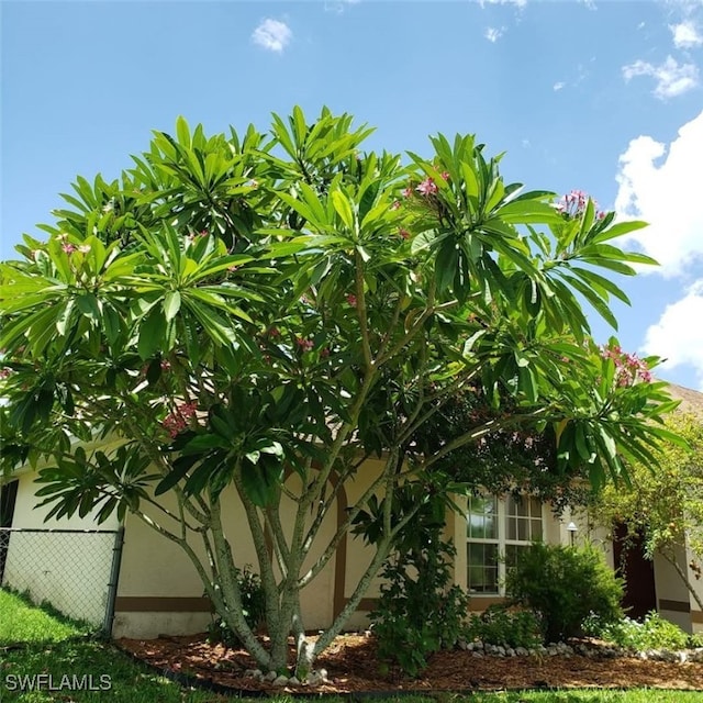 view of property exterior