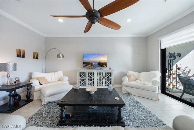 living room with crown molding and ceiling fan