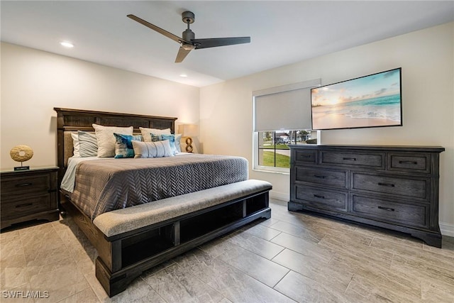 bedroom with ceiling fan