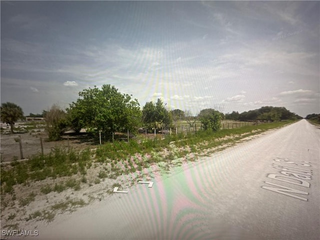 Listing photo 2 for 475 N Datil St, Clewiston FL 33440