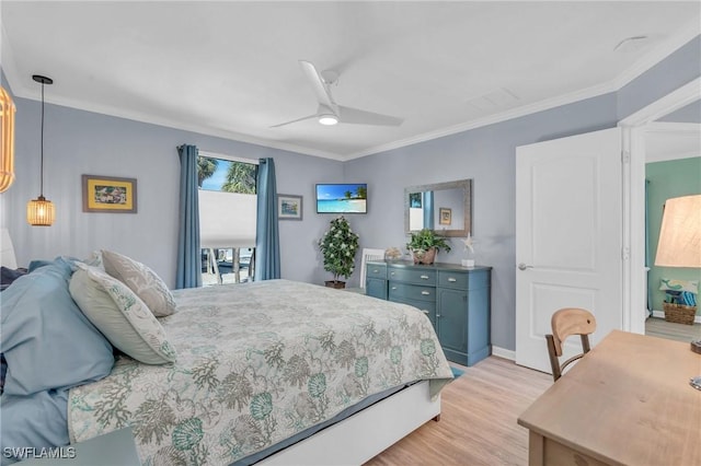 bedroom featuring light wood finished floors, ceiling fan, ornamental molding, and baseboards