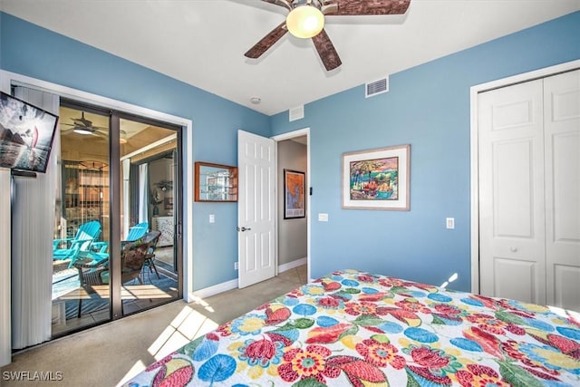 carpeted bedroom featuring ceiling fan, access to exterior, and a closet