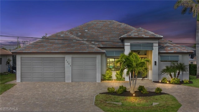 view of front of house featuring a garage