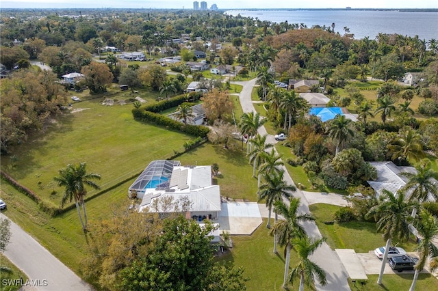 bird's eye view with a water view