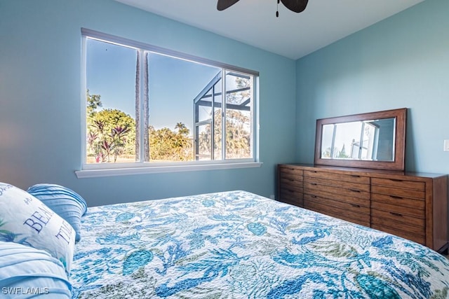 bedroom featuring ceiling fan