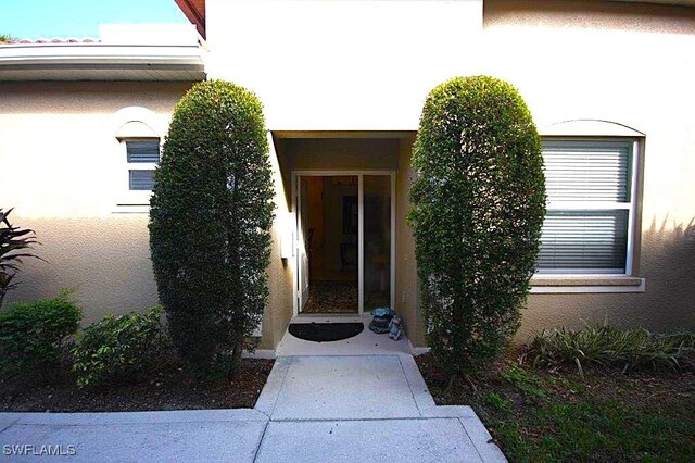 view of entrance to property