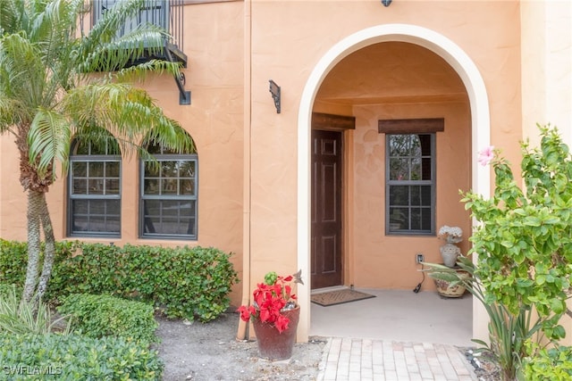 view of property entrance