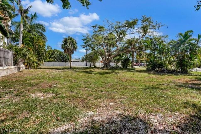 2296 Curtis St, Naples, FL 34112