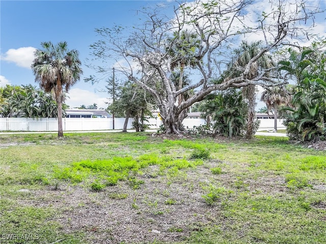 2296 Curtis St, Naples, FL 34112