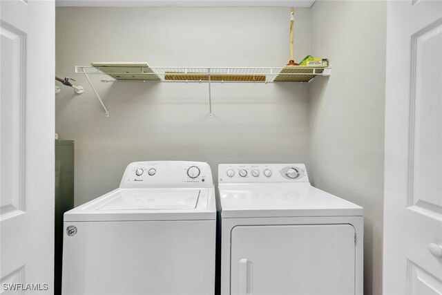 laundry room featuring independent washer and dryer