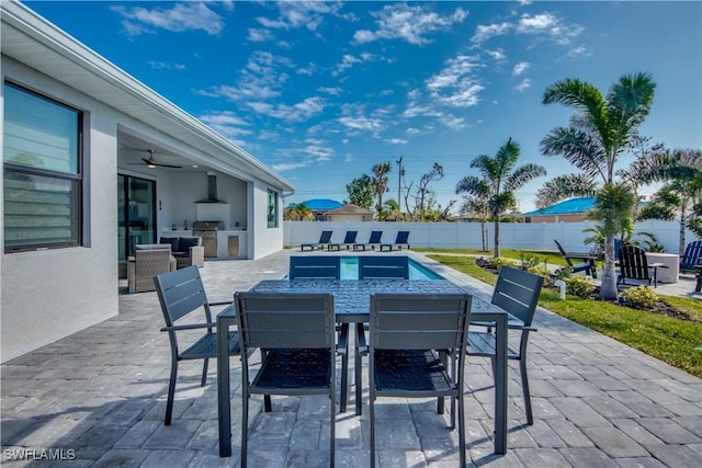 view of patio / terrace with an outdoor kitchen