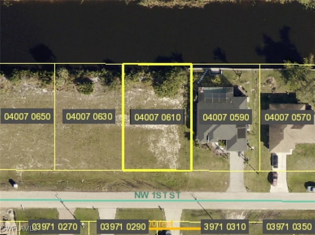 Listing photo 3 for 2515 NW 1st St, Cape Coral FL 33993