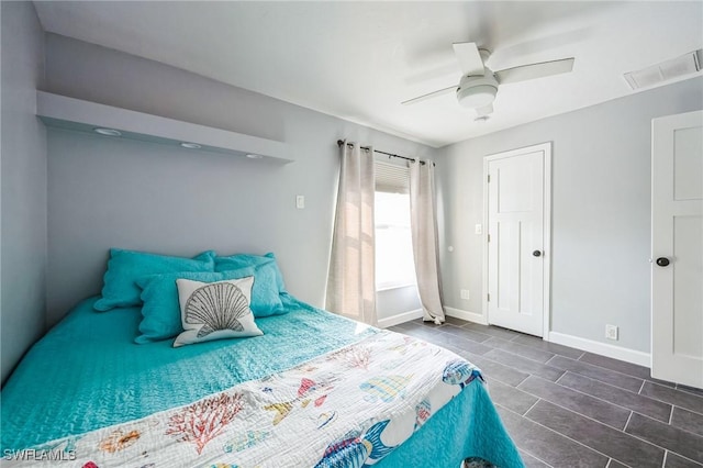 bedroom featuring ceiling fan