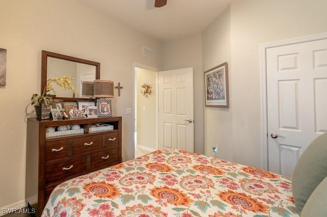 bedroom featuring ceiling fan