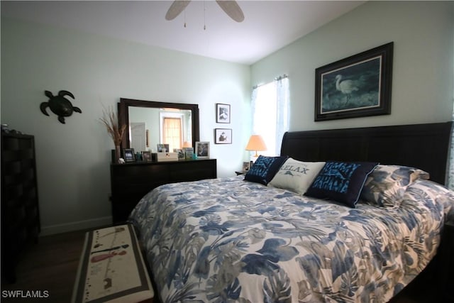 bedroom featuring ceiling fan