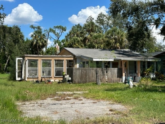 view of front of home