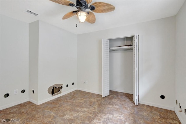 laundry area featuring ceiling fan