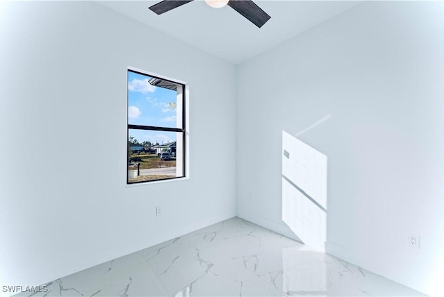 empty room with ceiling fan