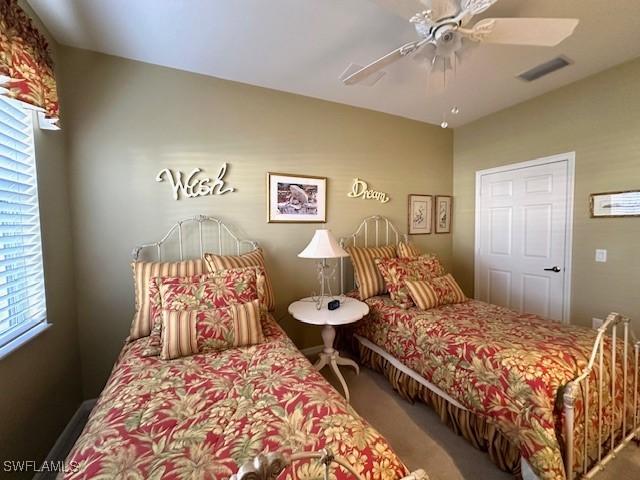 bedroom featuring ceiling fan