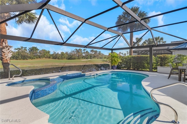 view of swimming pool with an in ground hot tub, a water view, a lanai, and a patio