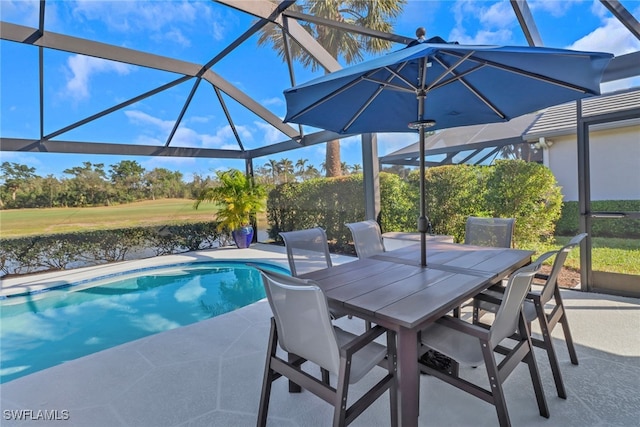 14113 Tivoli Ter, Bonita Springs, FL 34135 - outdoor pool featuring a patio, glass enclosure, and outdoor dining area