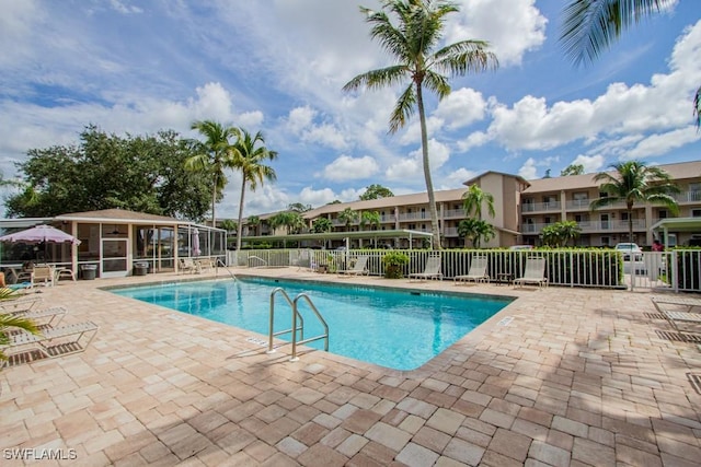 view of swimming pool